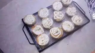 Day 6: My Pantry Fridge Freezer Clean out Meals /Mac & Cheese/ Raspberry cupcake