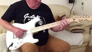 Squier Sonic Stratocaster HT in arctic white