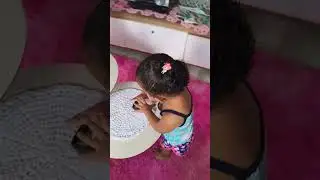 Ayla cantando 😅