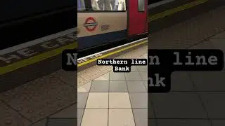 Northern line 1995 stock arriving at bank bound for Edgware