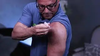 Самостоятельное введение инъекции в дельтовидную мышцу.
