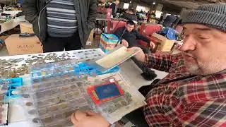 İzmir Bit Pazarında Değerli Para Pul Kağıt (Bornova Özkanlar)