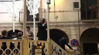 FUORI PORTA WEB -Omaggio floreale alla banda musicale 