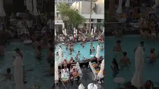 Wanna pool party - Five Palm Jumeriah is the place. #dubai #fivepalmjumeirah #lifestyle  #dubailife