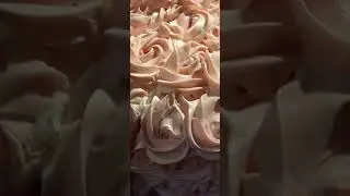 Pink Chocolate & Peanut Butter Rosette Cake 😋😛