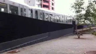 RET Metro Type B (4x) Nabij Tunnel Rijnhaven Rotterdam