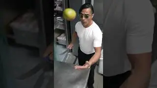 Mengooo 😜 #shorts #saltbae #nusret #mango #fruit #fruitcutting #asmr #funny #video #viral