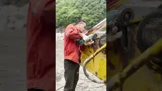 Excavator Boom Weld Repair  #auto #mechanic #automotive #boom #excavator #mechanicsteve