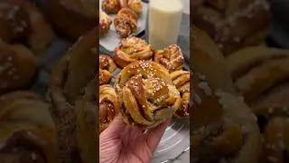 Kanelbullar. #kanelbullar #bullar #cinnamoroll #cinnamon #homemade #sweet #pastry #yummy #baking