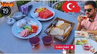 Turkish Breackfast🇹🇷❗A traditional Turkish breakfast often includes items like olives, tomatoes, ❗