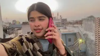 Kitna Khatarnaak ￼ nail paint laga rahi Hai mausi😂😂😂