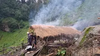 Life in Remote Nepali Mountains Village Far From Civilization। How people live in village summer