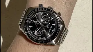 OMEGA Speedmaster Moonphase 44,25mm - black dial
