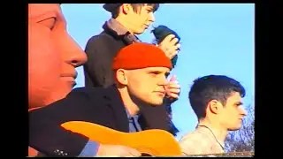 Honey Moon - 'I Saw You in a Dream' (Live from the park)