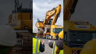 🔥 It looks like a frame from a movie 🚜🎬 But this is not a movie - it's reality! #excavator #tir