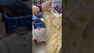 Vamos a tienda de #goodwillstore #goodwill #thrifthaul #ropausada #fashion #goodwillstore #thriftsho