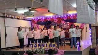 Daniel and friends (performance by Year 6 SK ST GILES)