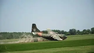 Amazing skilled pilot lands C-123 in heavy cross wind. 4k video