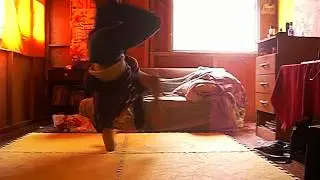 one handed elbow airflare training