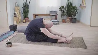 40min &bull; Yin Yoga: Reconnect to your body &bull; TJ Maher at ineayoga.com