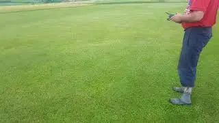 ME 262 Flug, aber der Rasen ist sch&ouml;ner
