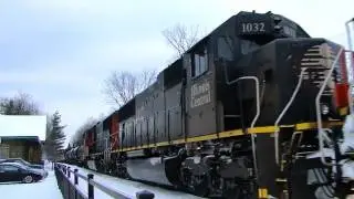 CN 8928 at Parry Sound (05JAN2012)