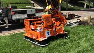 Pauselli Guardrail Post Driver (Machine Manuverablity)
