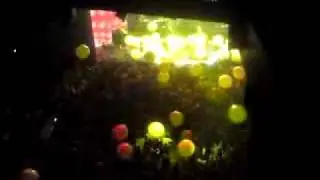Balon Drop Raksasa.MP4