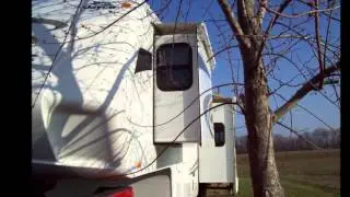 LOOK AT THIS 33 FOOT 2010 JAYCO EAGLE 5TH WHEEL with Polar Package and only slept in 3 times