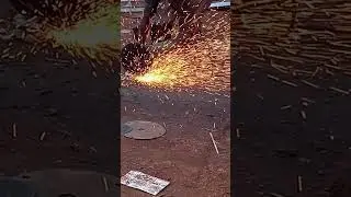 Metal Cutting Machine 