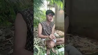 Chàng trai chuốc cộng lá siêu nhanh …