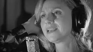 You Don't Bring Me Flowers - Liza Pulman