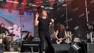 Горшенев &ndash; Разорванные фото (Live, Улетай, 16.07.22)