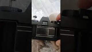 Praktica Bx20 roll loading