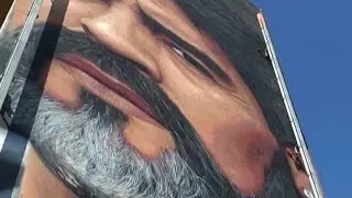 Lo sguardo di Maradona su Napoli, il murales del pibe de oro