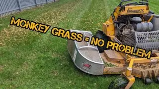 Bagging MONKEY GRASS with the ACCELERATOR Bagger