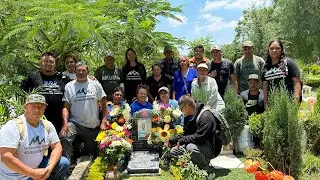 Visitando la tumba de Aaron Alvarado, en San Roque GTO.