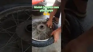 CARA PASANG BAN LUAR SEPEDA MOTOR DENGAN CEPAT BENGKEL TAMBAL #shorts