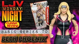 Beth Phoenix WWE Basic 21 Review! | Monday Night Classic Women&rsquo;s Wrestling Figure Review