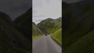 Driving through Winnats Pass #winnatspass #peakdistrict #nature #naturelovers #alpinefeet #travel