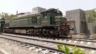 Pakistan Railways Train Spotting at Dharampura Lahore