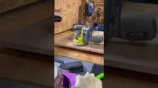 Poncer #technique #techniquemenuiserie #ponceuse #poncer #boi #wood #sander #finition #massif #ch&ecirc;ne