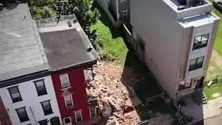 Licensing loophole allows Philly contractor to keep building after house collapse