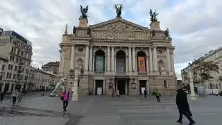 Львів 2023 17 жовтня вечірня прогулянка.Lviv 2023 17 October evening walk