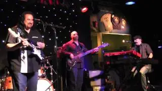 COCO MONTOYA  