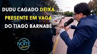 Tiago Barnab&eacute; roubou a vaga do Dudu Cagado no SBT | The Noite (02/11/23)
