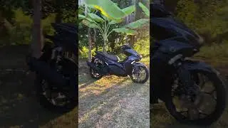 Sapa cakap nvx v2 abs warna premium navy ni tak lawo? Tengok dalam gambo mmg tak lewo tgk depan fuh