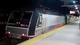 2 New Jersey Transit Trains stop at Metropark Station
