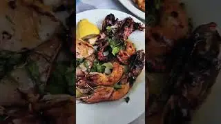 #Greek #seafood #burger #fish #tasting