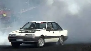 Summernats 23 - VL turbo burnout